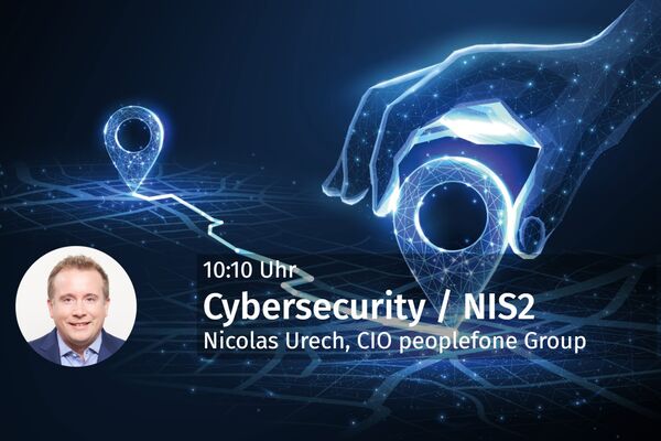 Startfolie mit Referent, Titel der Präsentation und Uhrzeit.