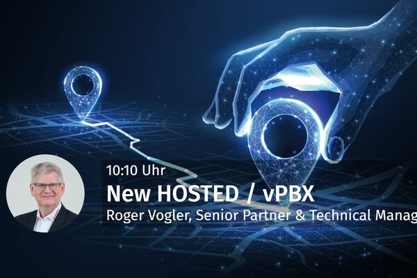 Startfolie mit Referent, Titel der Präsentation und Uhrzeit.